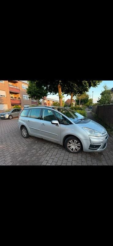 Grau Gebraucht 2012 Citroën C4 Kombi | 2.900 € (Superpreis) - Bild 1/4