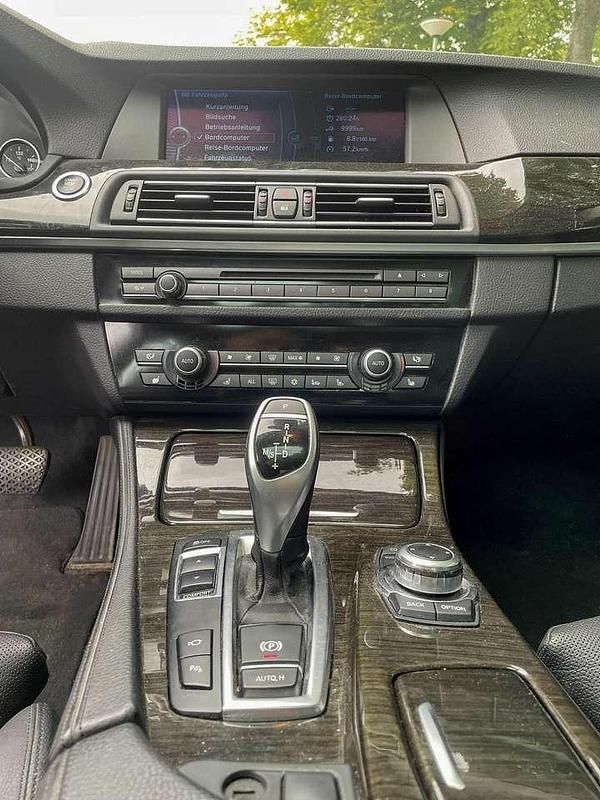 Gebraucht BMW 535 360 PS (264 kW) 2010 Grau Limousine