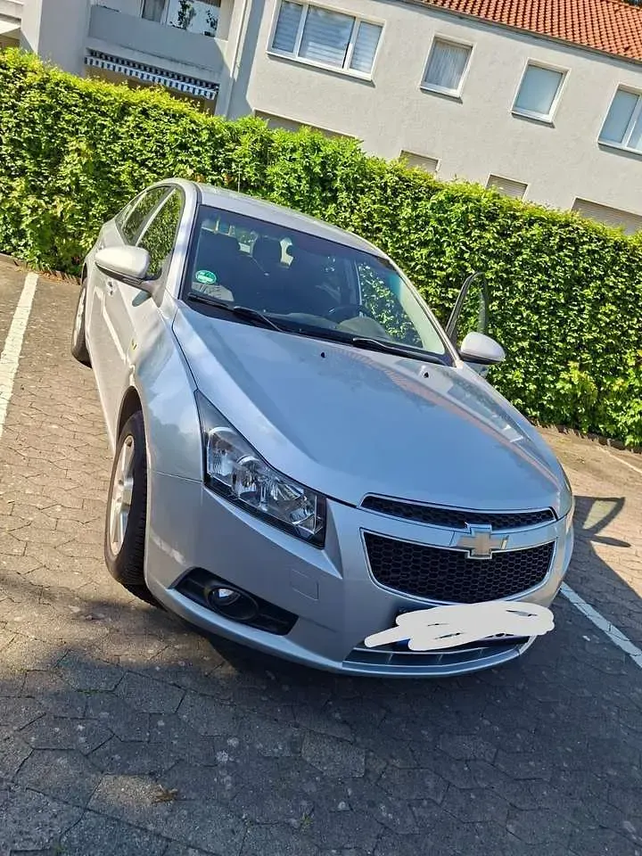 Gebraucht Chevrolet Cruze LS 124 PS (91 kW) 2011 Limousine