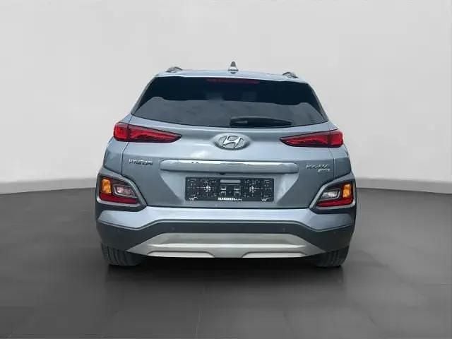 Gebraucht Hyundai Kona Premium 177 PS (130 kW) 2018 Lake silver SUV