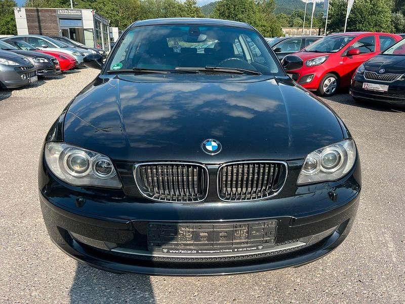 Gebraucht BMW 116 Advantage 122 PS (89 kW) 2009 Schwarz Kleinwagen