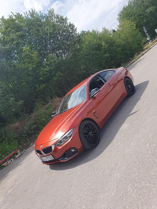 Orange Gebraucht 2019 BMW 420 Sport Line Coupé | 26.000 € (Etwas zu teuer) - Bild 1/4