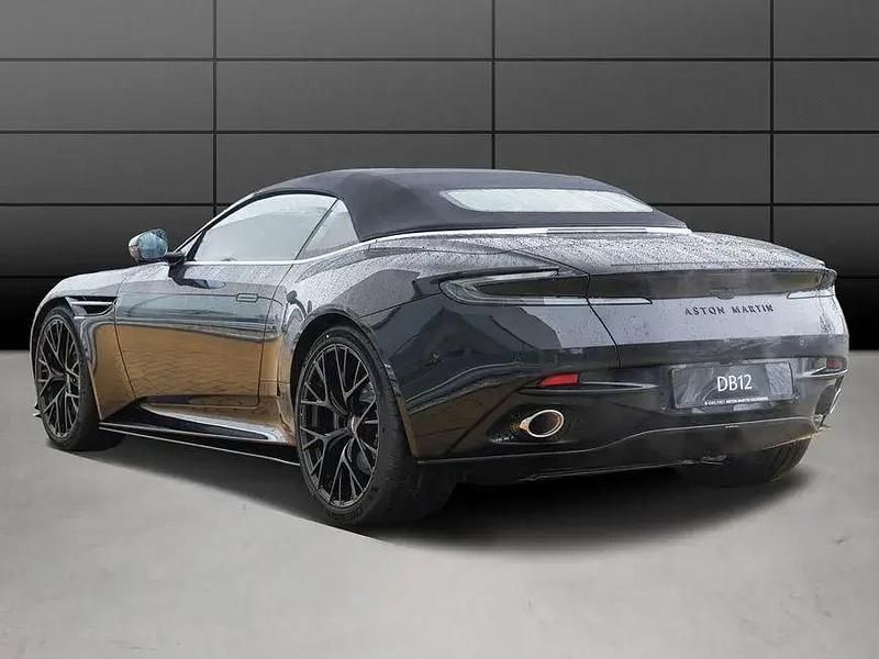 Neu Aston Martin DB12 680 PS (500 kW) 2025 Schwarz