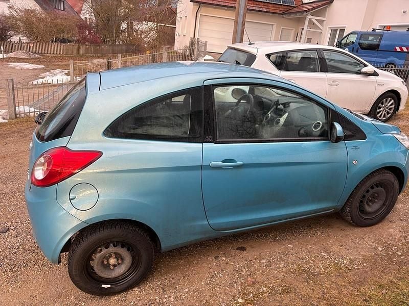 Gebraucht Ford Ka 69 PS (50 kW) 2010 Blau Kleinwagen