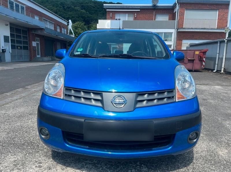 Second-hand Nissan Note Acenta 110 CP (80 kW) 2009 Albastru Hatchback