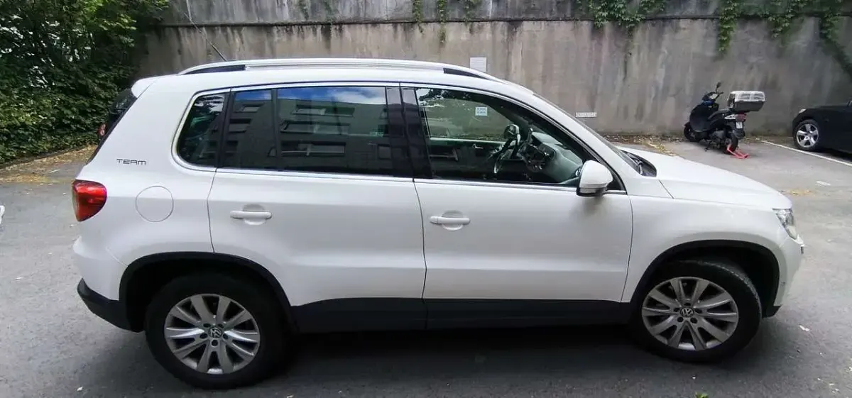 Gebraucht VW Tiguan Team 170 PS (125 kW) 2010 Weiß SUV
