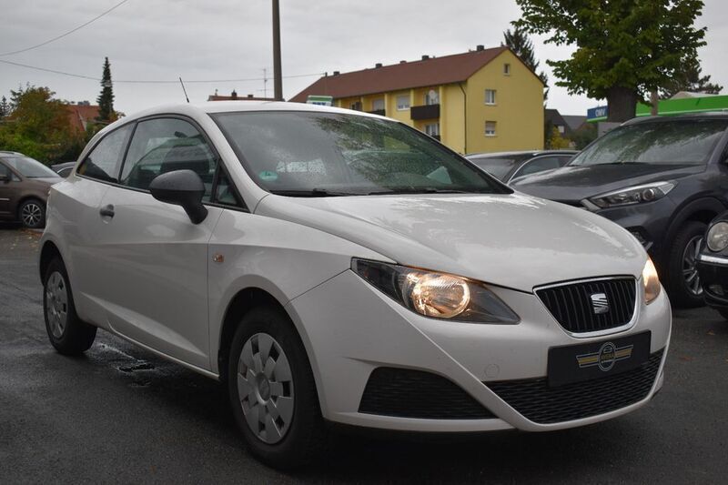 Gebraucht Seat Ibiza SC Basis 60 PS (44 kW) 2011 Weiß Kleinwagen
