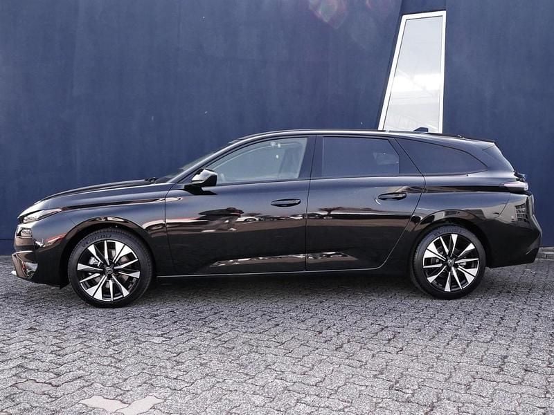 Gebraucht Peugeot 308 SW Allure 145 PS (106 kW) 2025 Schwarz Kombi