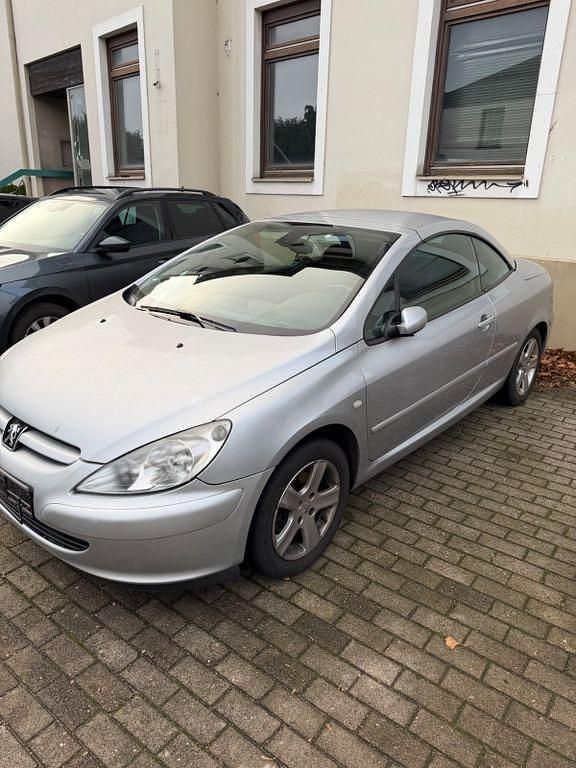 Gebraucht Peugeot 307 CC 136 PS (100 kW) 2004 Silber Cabrio