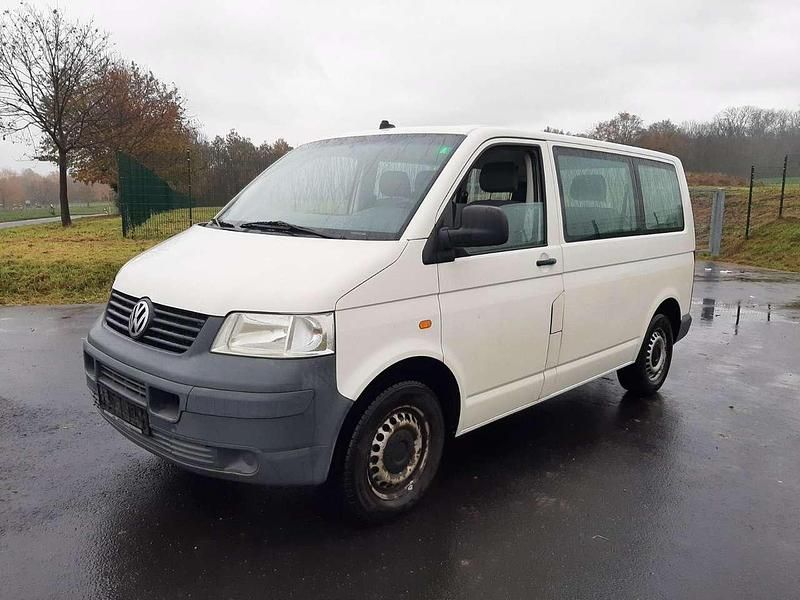 Weiß Gebraucht 2006 VW Transporter Van | 4.990 € (Guter Preis) - Bild 1/4