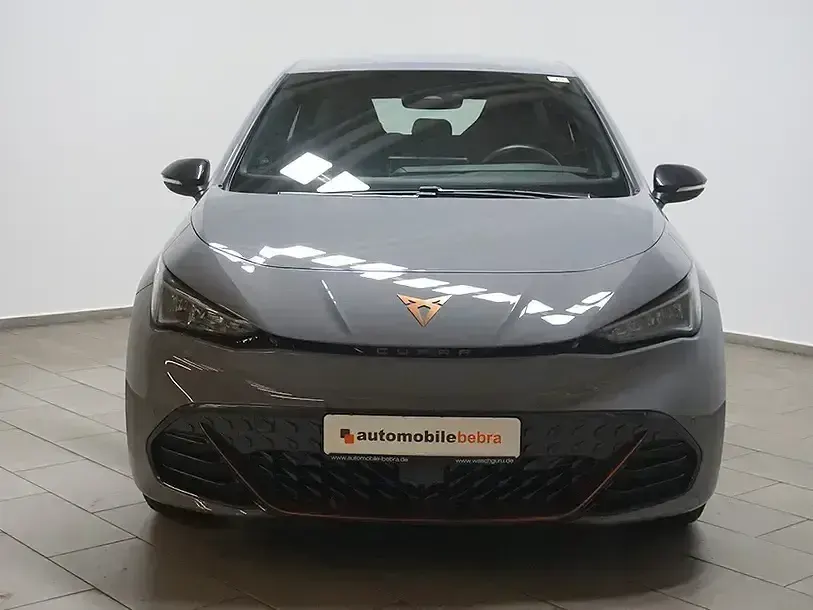 Używany Cupra Born 150 kW (204 KM) 2023 Szary Hatchback