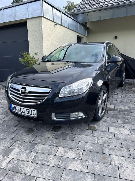 Schwarz Gebraucht 2012 Opel Insignia Kombi | 2.800 € (Superpreis) - Bild 1/4