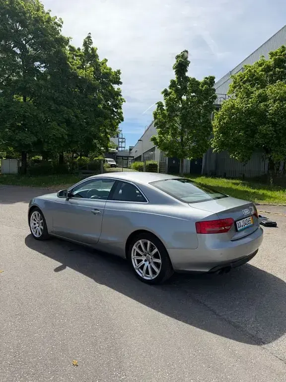 Gebraucht Audi A5 Sport 211 PS (155 kW) 2011 Silber Coupé