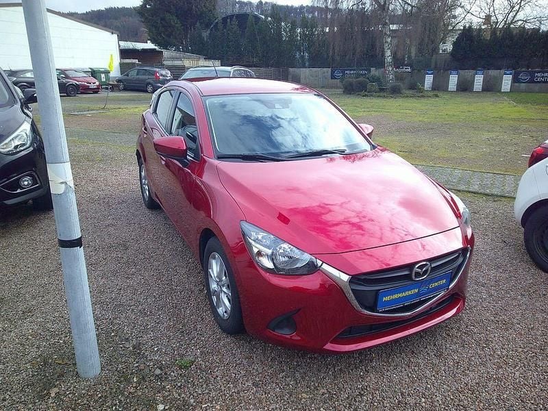 Gebraucht Mazda 2 Exclusive-Line 90 PS (66 kW) 2018 Rot Limousine