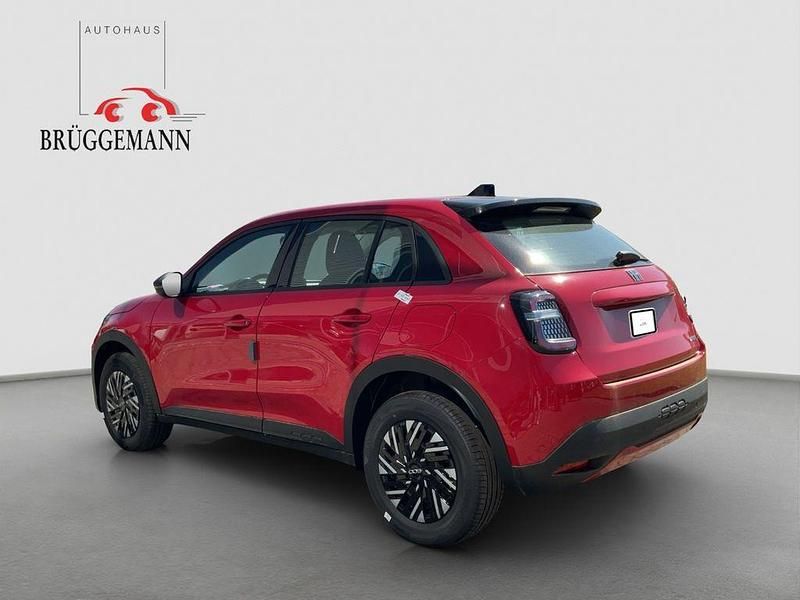 Neu Fiat 600 Pop 110 PS (80 kW) 2026 Rot SUV