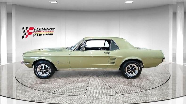 Second-hand Ford Mustang 1967 Verde