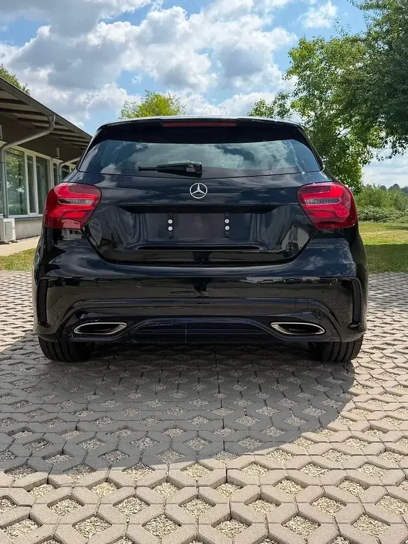 Gebraucht Mercedes A200 AMG line 156 PS (114 kW) 2018 Schwarz Limousine