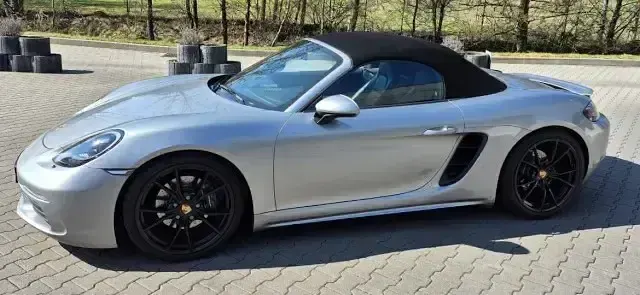 Gebraucht Porsche 718 Boxster 299 PS (219 kW) 2018 Silber Cabrio