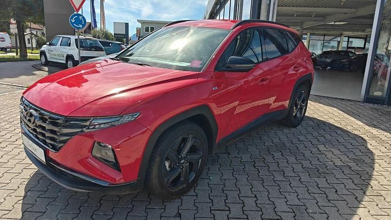 Rot Gebraucht 2023 Hyundai Tucson Blackline SUV | 30.980 € (Fairer Preis) - Bild 1/4