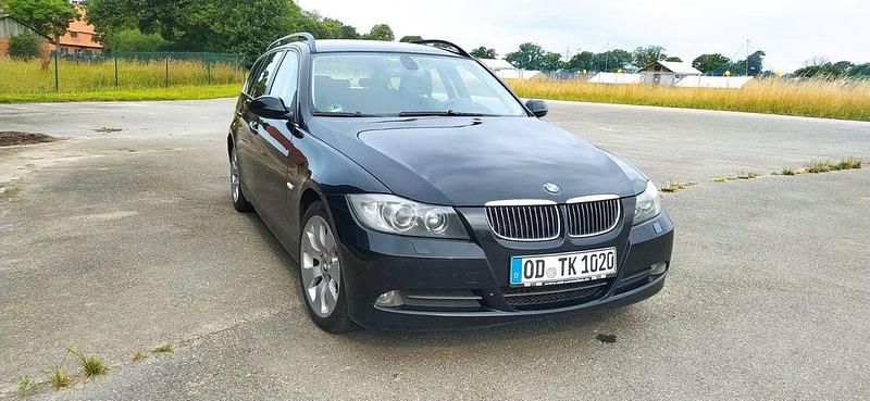 Schwarz Gebraucht 2007 BMW 325 Kombi | 3.300 € - Bild 1/4