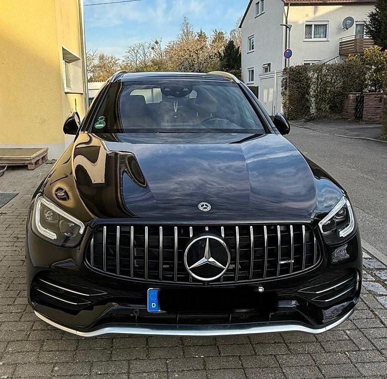 Schwarz Gebraucht 2020 Mercedes GLC43 AMG AMG SUV | 44.000 € (Guter Preis) - Bild 1/4