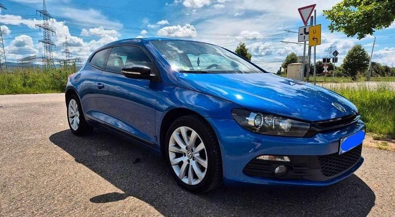 Blau Gebraucht 2010 VW Scirocco Edition Coupé | 3.900 € (Fairer Preis) - Bild 1/4