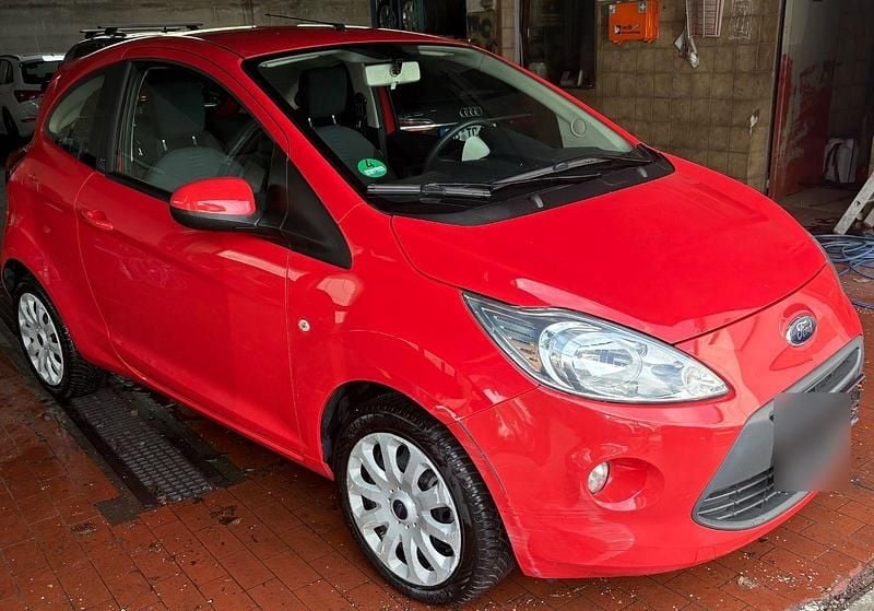 Gebraucht Ford Ka Titanium 69 PS (50 kW) 2009 Rot Kleinwagen