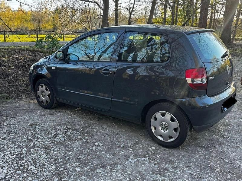 Second-hand VW Fox 54 CP (39 kW) 2009 Gri Hatchback