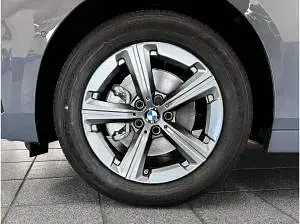Neu BMW 218 136 PS (100 kW) 2026 Grau (sparkling kupfergrau) Coupé