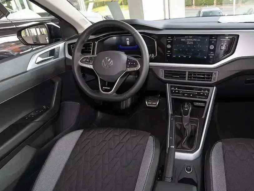 Neu VW Polo 95 PS (69 kW) 2026 Grau Kleinwagen
