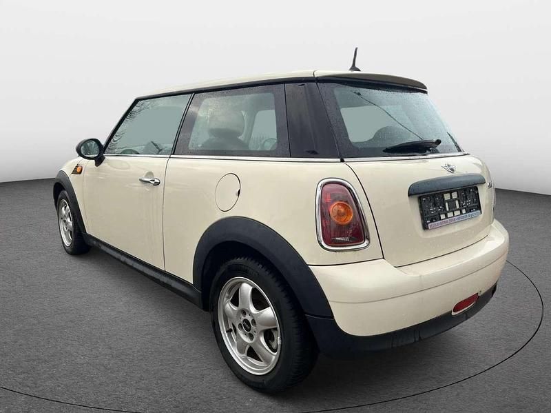 Gebraucht Mini ONE 75 PS (55 kW) 2009 Pepper white Kleinwagen