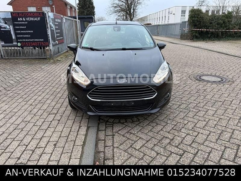 Gebraucht Ford Fiesta Titanium 95 PS (69 kW) 2014 Schwarz Kleinwagen
