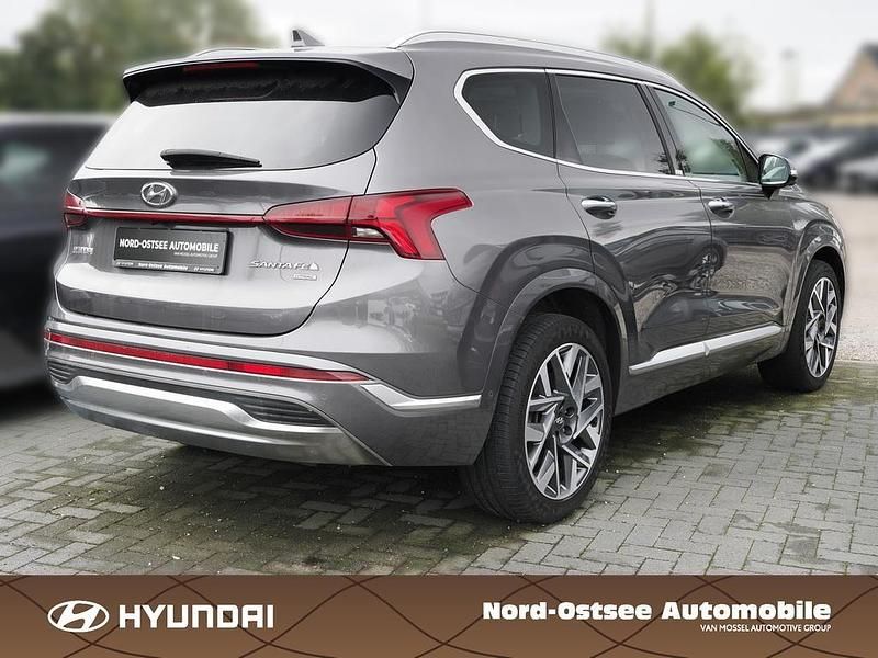 Gebraucht Hyundai Santa Fe Signature 201 PS (147 kW) 2021 Magnetic force / met SUV