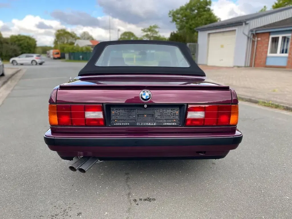 Gebraucht BMW 320 Cabriolet Performance 129 PS (94 kW) 1992 Violet Cabrio