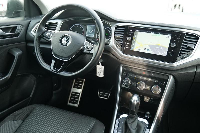 Używany VW T-Roc Active 150 KM (110 kW) 2021 Szary SUV