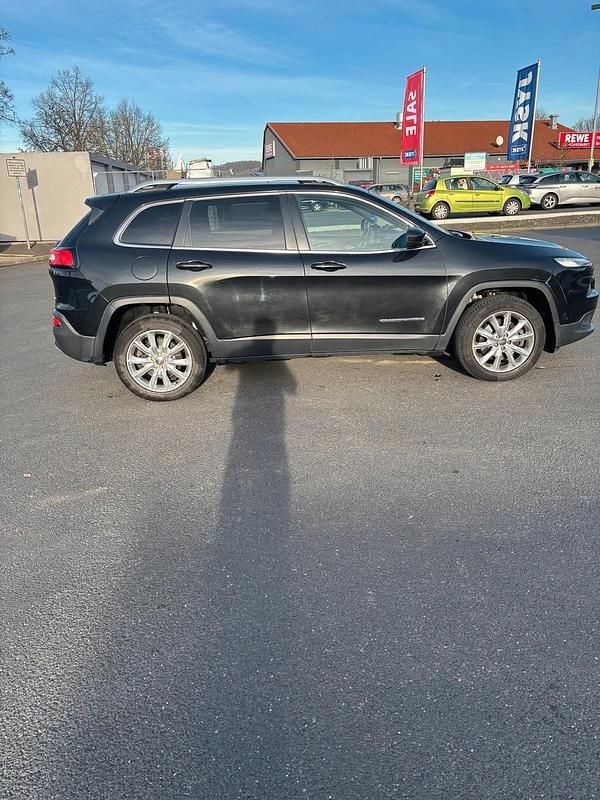 Gebraucht Jeep Cherokee 170 PS (125 kW) 2014 Schwarz SUV