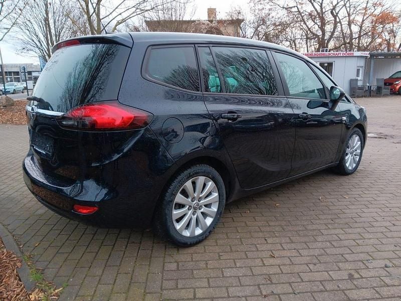Gebraucht Opel Zafira 136 PS (100 kW) 2019 Tiefseeblau/darkmoon blue Van / Kleinbus