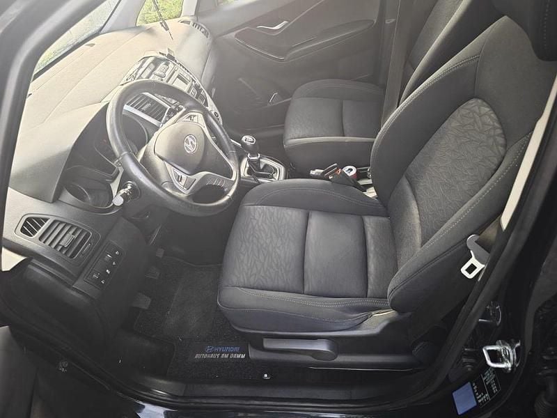 Gebraucht Hyundai ix20 Classic 90 PS (66 kW) 2012 Schwarz Kleinwagen