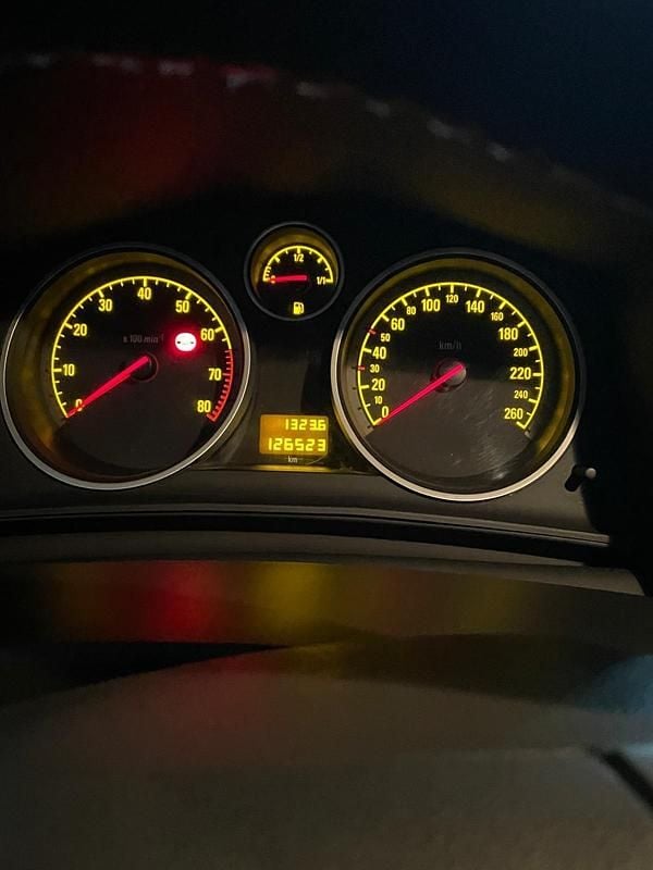 Gebraucht Opel Astra 105 PS (77 kW) 2006 Blau Limousine