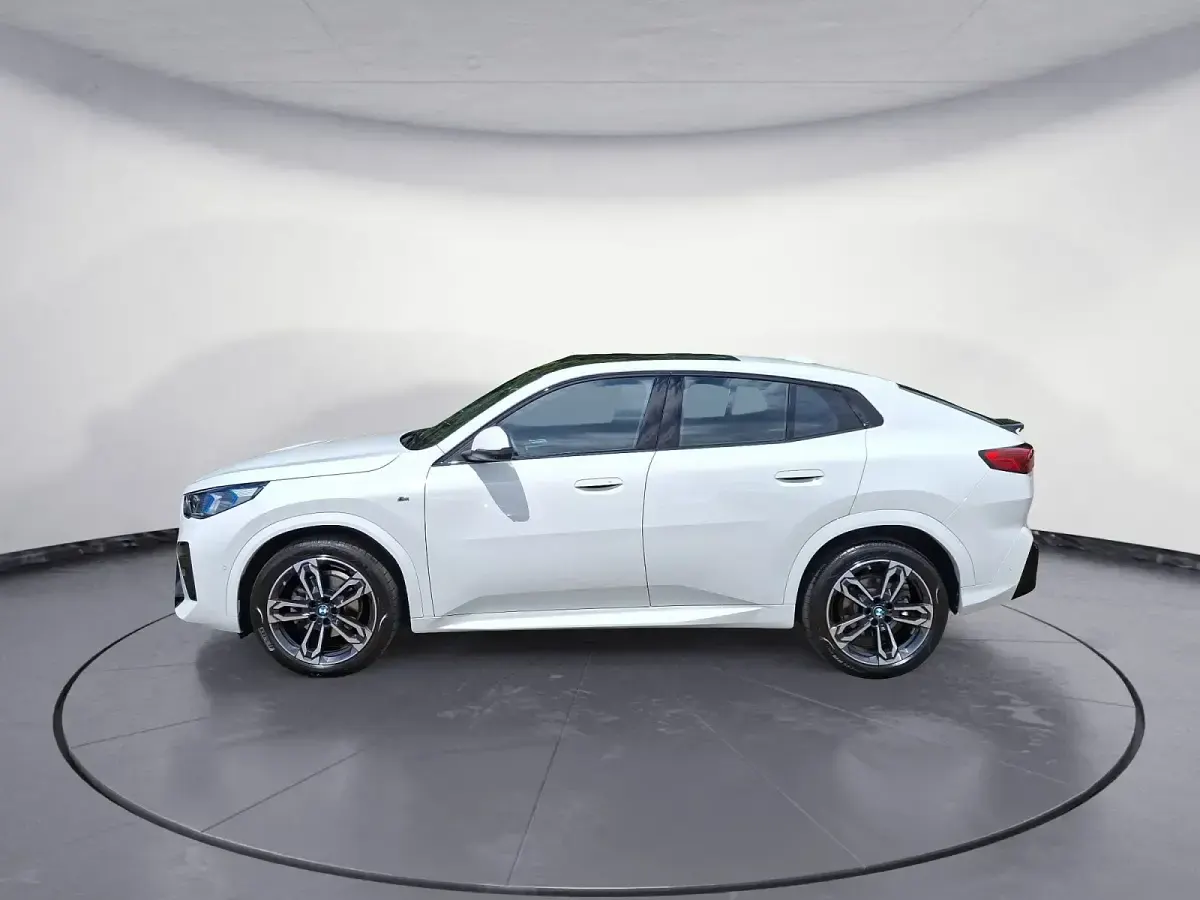 Gebraucht BMW X2 M Sport 163 PS (119 kW) 2025 SUV