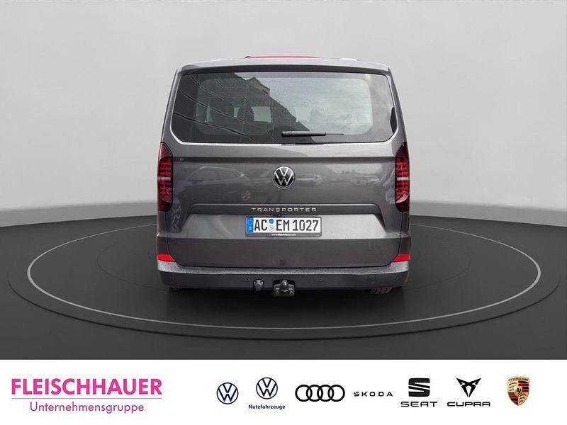 Gebraucht VW T7 150 PS (110 kW) 2025 Grau Van