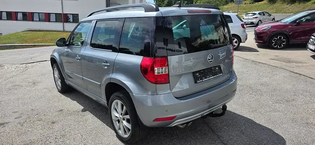 Gebraucht Skoda Yeti Joy 150 PS (110 kW) 2016 Grau SUV
