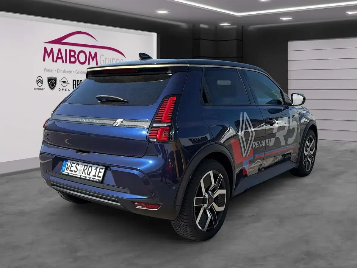 Nowe Renault R5 Techno 110 kW (150 KM) 2026 Niebieski Hatchback