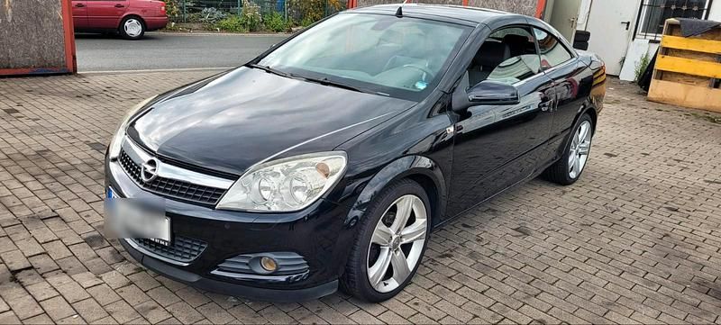 Schwarz Gebraucht 2009 Opel Astra Cabriolet Cabrio | 3.150 € (Fairer Preis) - Bild 1/4