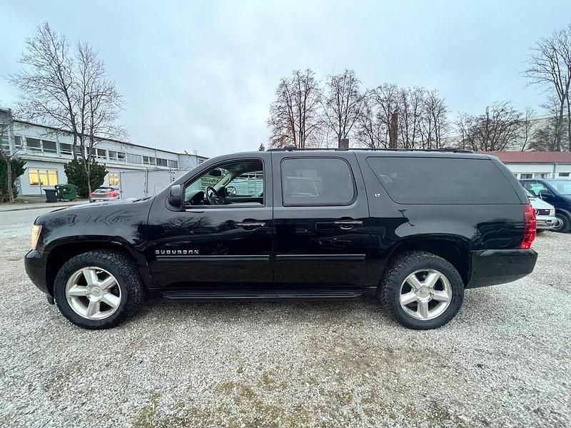 Gebraucht Chevrolet Suburban LTZ 325 PS (239 kW) 2012 Schwarz SUV