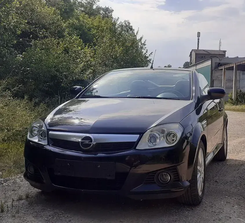 Gebraucht Opel Tigra Enjoy 90 PS (66 kW) 2005 Schwarz Cabrio
