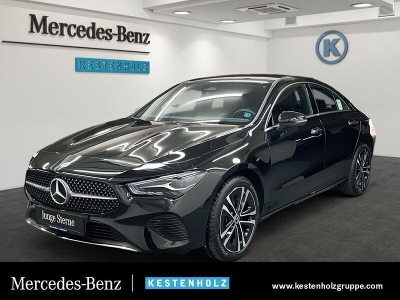 Schwarz Gebraucht 2024 Mercedes CLA200 Coupé | 34.890 € (Guter Preis) - Bild 1/4
