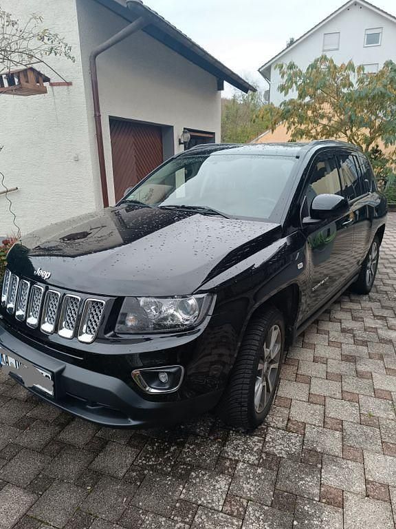 Schwarz Gebraucht 2015 Jeep Compass Limited SUV | 14.650 € (Teuer) - Bild 1/4
