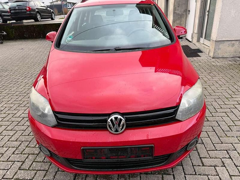 Rot Gebraucht 2010 VW Golf Plus Cross Trendline Van / Kleinbus | 3.190 € (Fairer Preis) - Bild 1/4