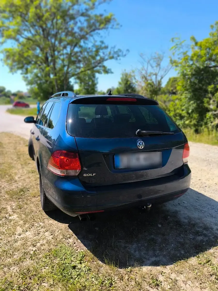 Gebraucht VW Golf VII Match 122 PS (89 kW) 2012 Blau Kombi